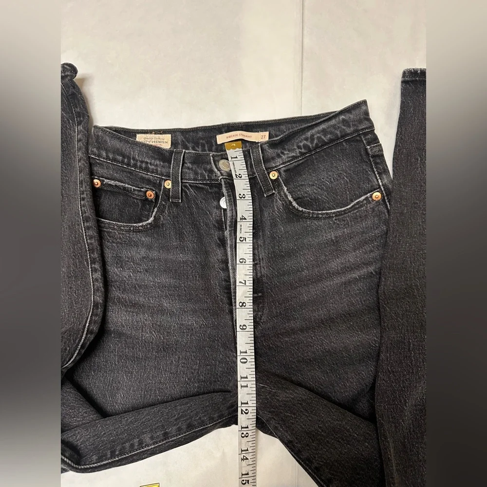 ⚫️Premium Levi's Ribcage Straight Jeans⚫️ - Picture 5 of 13